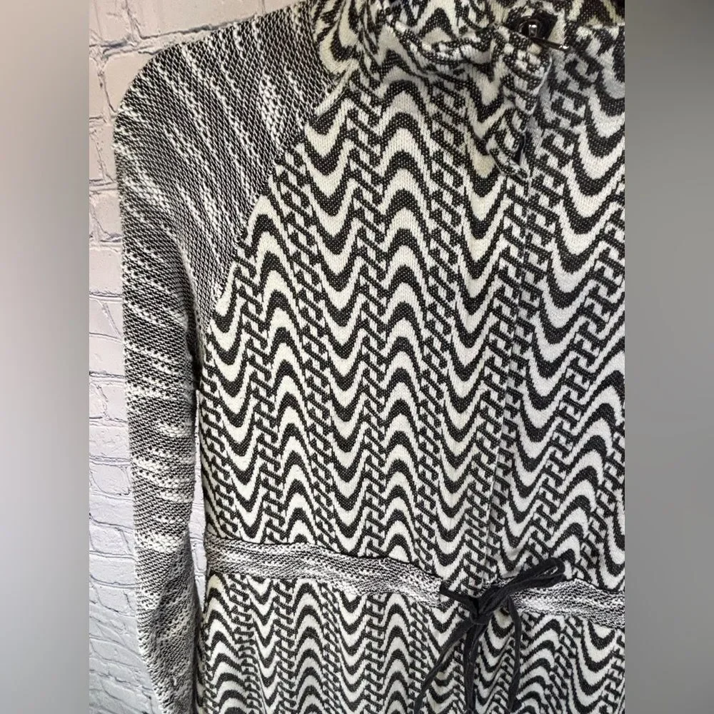 Skies are Blue Black White Boho Geo Zip Front Tie Waist Jacket Cardigan Size S